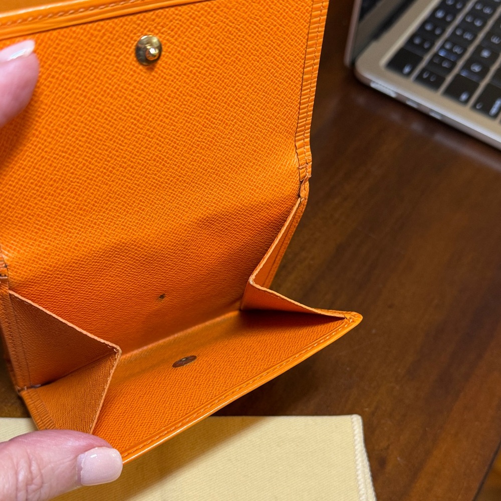 Louis Vuitton Orange Epi Leather Wallet/Clutch W/COA and Dust Bag - Picture 8 of 16